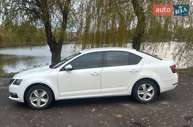 Ліфтбек Skoda Octavia 2019 в Рівному