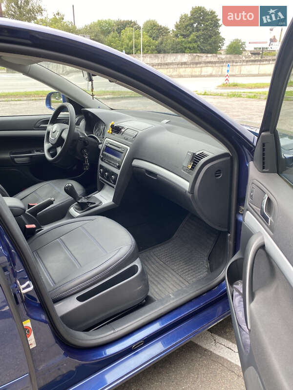 Ліфтбек Skoda Octavia 2010 в Львові фото 11 Ліфтбек Skoda Octavia 2010 в Львові