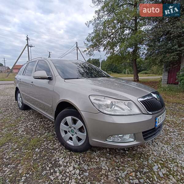 Универсал Skoda Octavia 2011 в Ивано-Франковске
