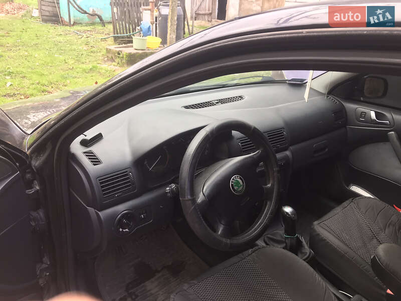 Лифтбек Skoda Octavia 2001 в Виноградове