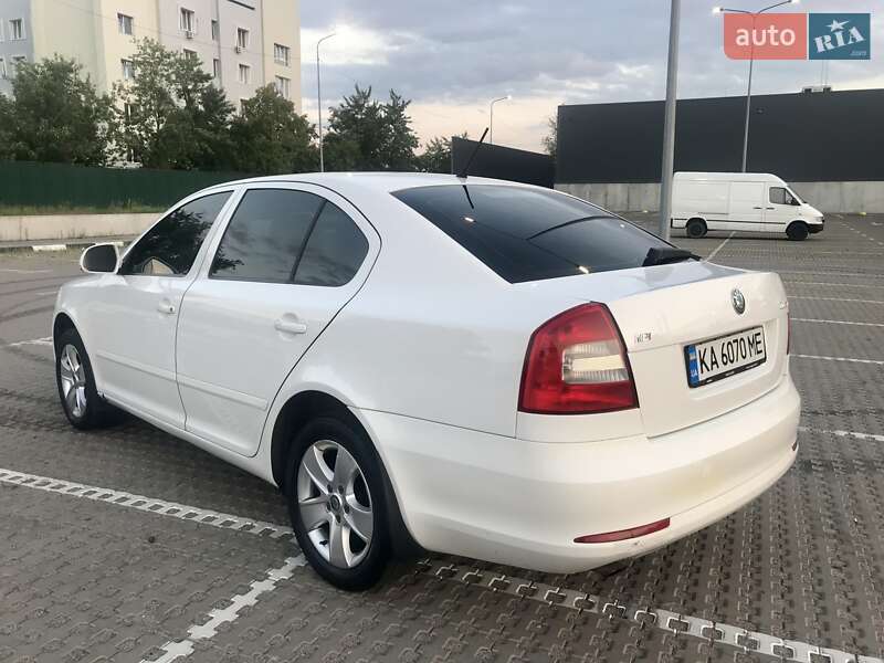 Лифтбек Skoda Octavia 2011 в Киеве фото 4 Лифтбек Skoda Octavia 2011 в Киеве