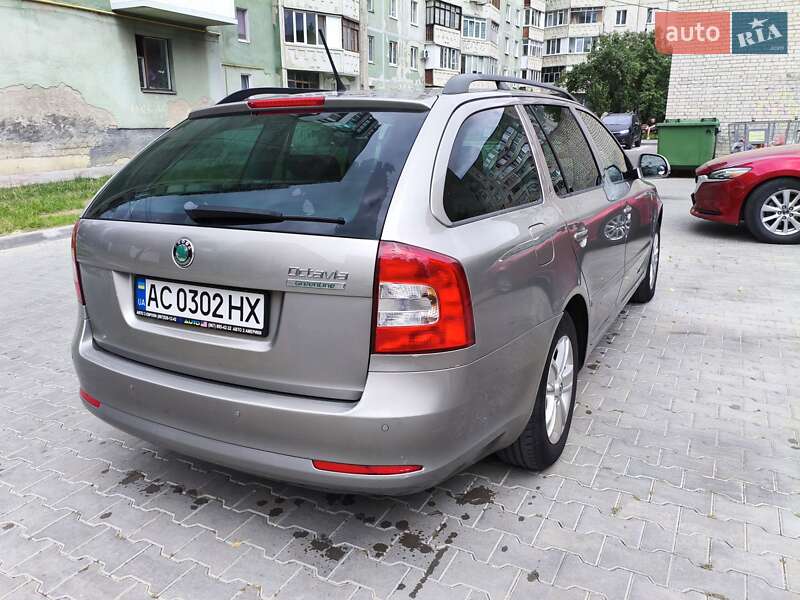 Универсал Skoda Octavia 2012 в Луцке