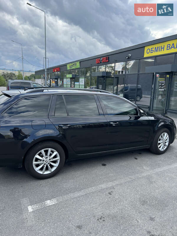Універсал Skoda Octavia 2016 в Дніпрі