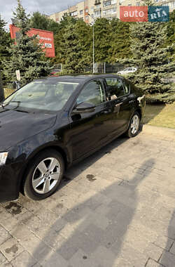Лифтбек Skoda Octavia 2016 в 