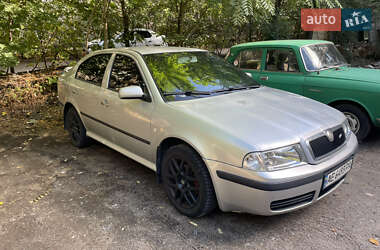 Лифтбек Skoda Octavia 2005 в Днепре