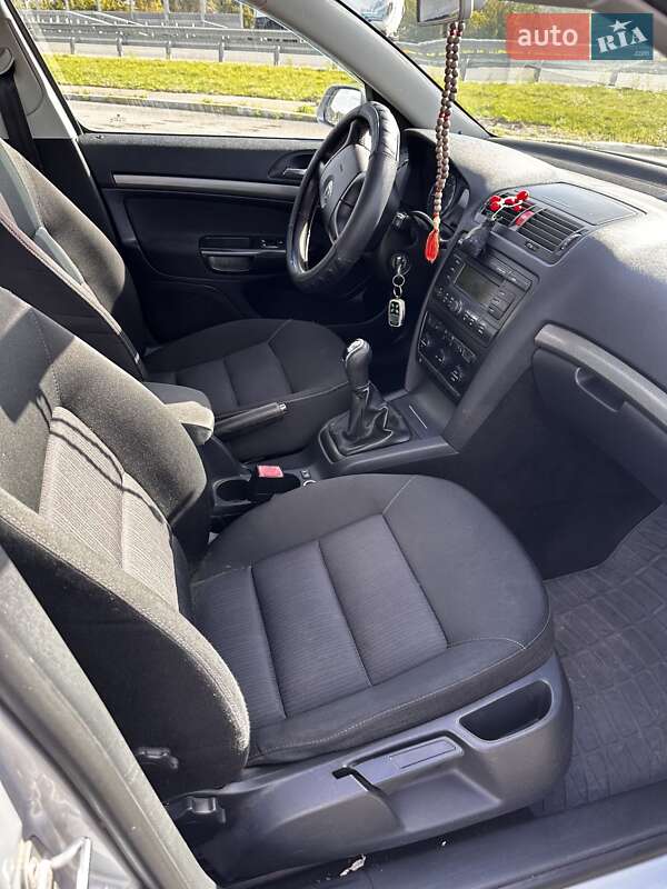 Ліфтбек Skoda Octavia 2008 в Києві
