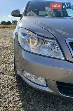 Лифтбек Skoda Octavia 2012 в 