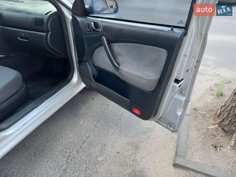 Ліфтбек Skoda Octavia 2006 в Дніпрі фото 2 Ліфтбек Skoda Octavia 2006 в Дніпрі