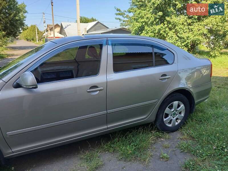Ліфтбек Skoda Octavia 2012 в Чернівцях