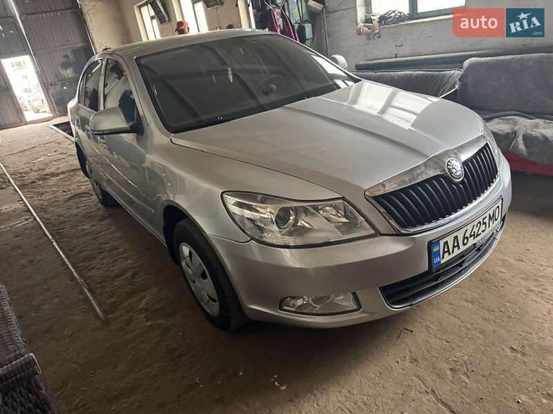 Лифтбек Skoda Octavia 2012 в Ровно