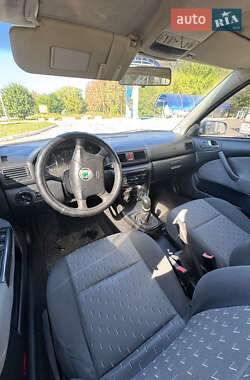 Лифтбек Skoda Octavia 2005 в 