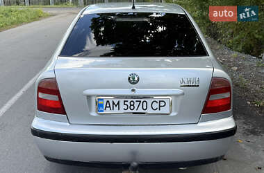 Лифтбек Skoda Octavia 1997 в 