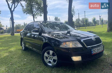 Лифтбек Skoda Octavia 2007 в Теофиполе