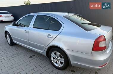 Лифтбек Skoda Octavia 2012 в 