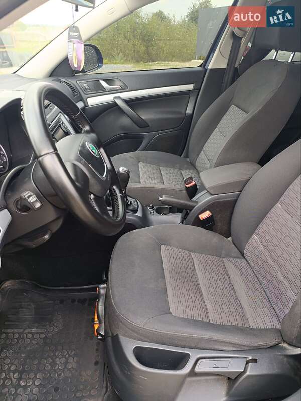 Универсал Skoda Octavia 2010 в Брошневе-Осаде