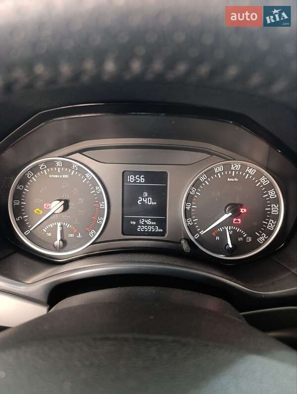 Ліфтбек Skoda Octavia 2012 в Коростені