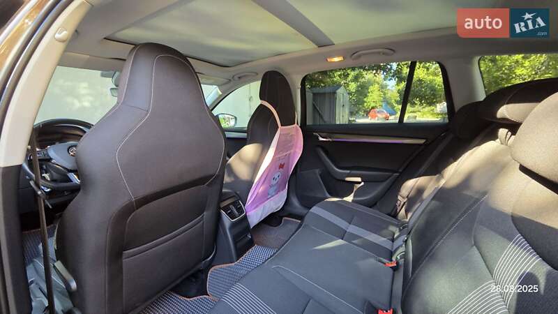 Универсал Skoda Octavia 2017 в Кропивницком