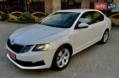 Лифтбек Skoda Octavia 2019 в 