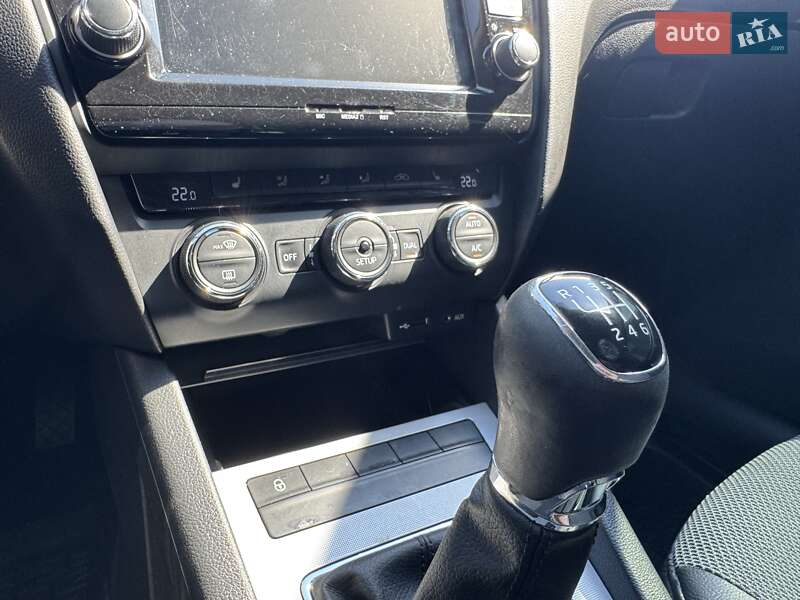 Лифтбек Skoda Octavia 2013 в Киеве