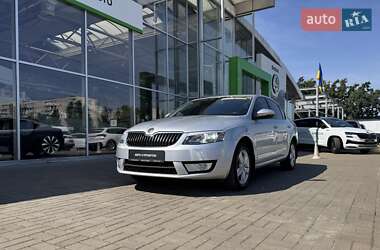 Лифтбек Skoda Octavia 2013 в 