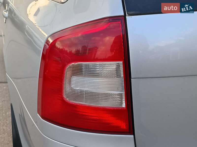 Универсал Skoda Octavia 2009 в Харькове фото 10 Универсал Skoda Octavia 2009 в Харькове