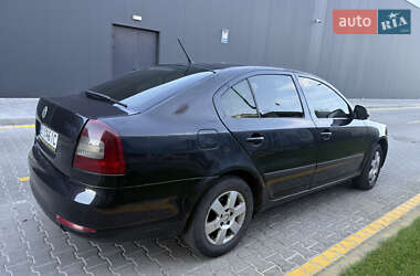 Лифтбек Skoda Octavia 2012 в 