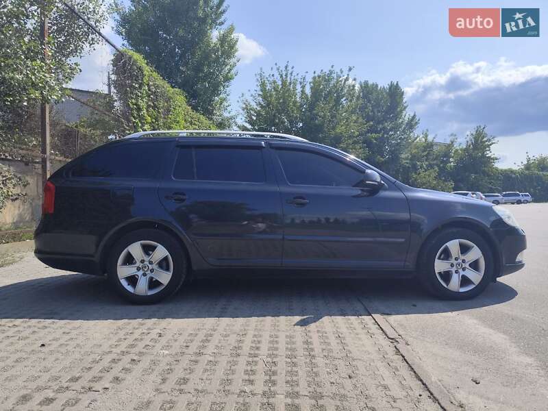 Універсал Skoda Octavia 2009 в Києві