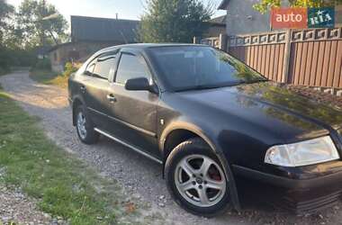 Лифтбек Skoda Octavia 2005 в Черновцах