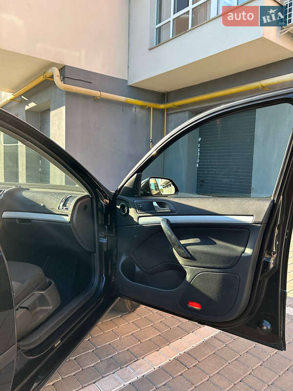 Универсал Skoda Octavia 2006 в Виннице