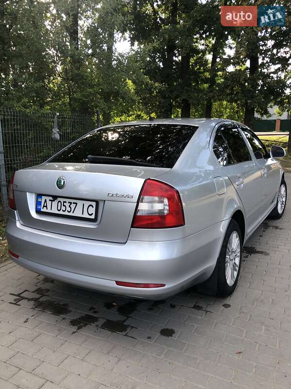 Лифтбек Skoda Octavia 2012 в Богородчанах