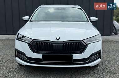 Универсал Skoda Octavia 2021 в 