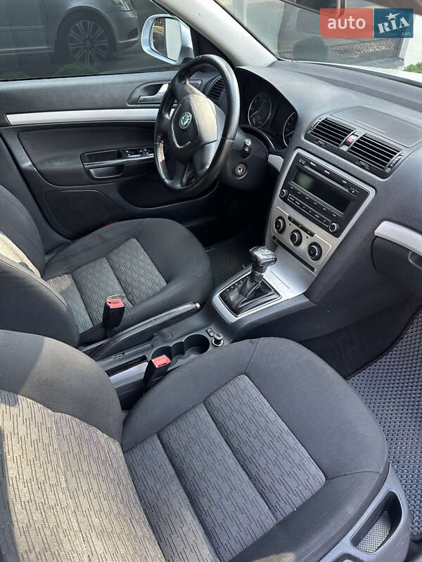 Лифтбек Skoda Octavia 2009 в Полтаве фото 19 Лифтбек Skoda Octavia 2009 в Полтаве