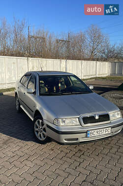 Лифтбек Skoda Octavia 2000 в Стрые