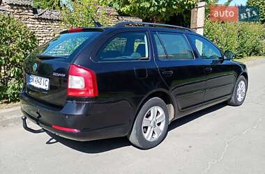 Универсал Skoda Octavia 2011 в 