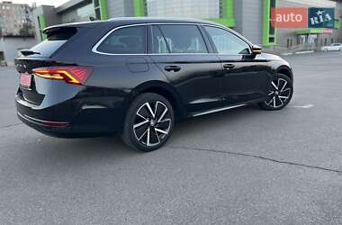 Универсал Skoda Octavia 2021 в 