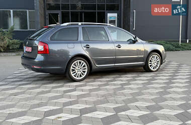 Универсал Skoda Octavia 2010 в 