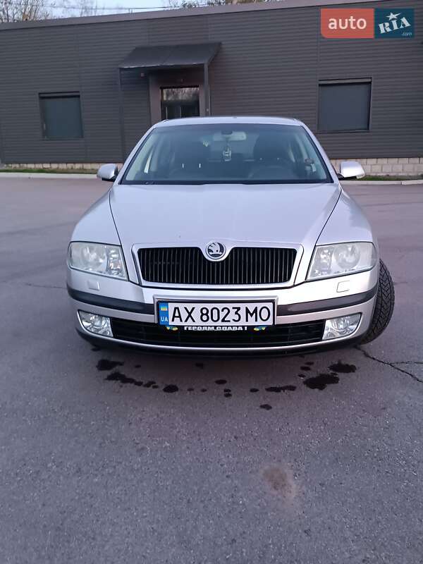 Ліфтбек Skoda Octavia 2004 в Харкові