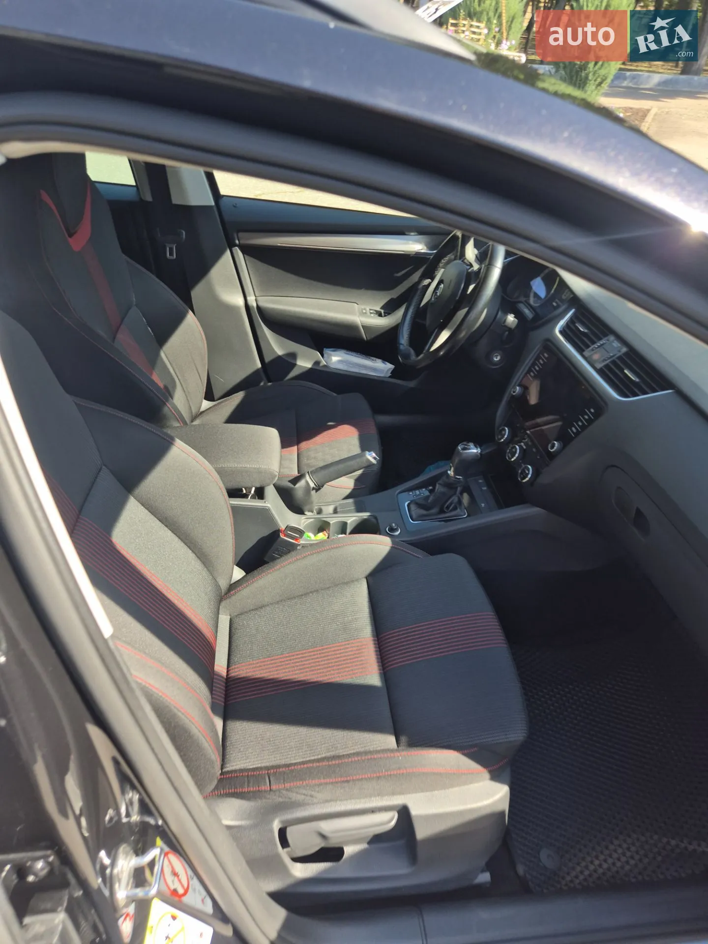 2017 Skoda Octavia - мініатюра 8