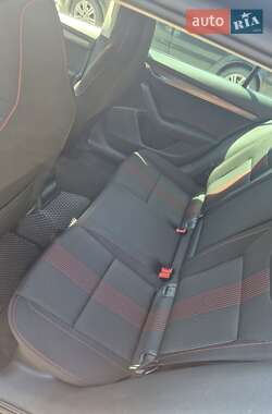 Універсал Skoda Octavia 2017 в Лозовій