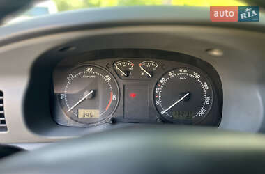 Лифтбек Skoda Octavia 2002 в 