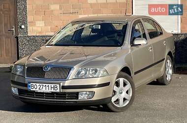 Лифтбек Skoda Octavia 2004 в Черкассах