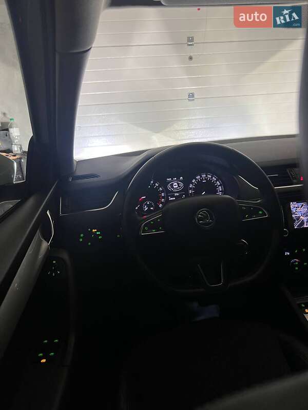 Універсал Skoda Octavia 2015 в Львові