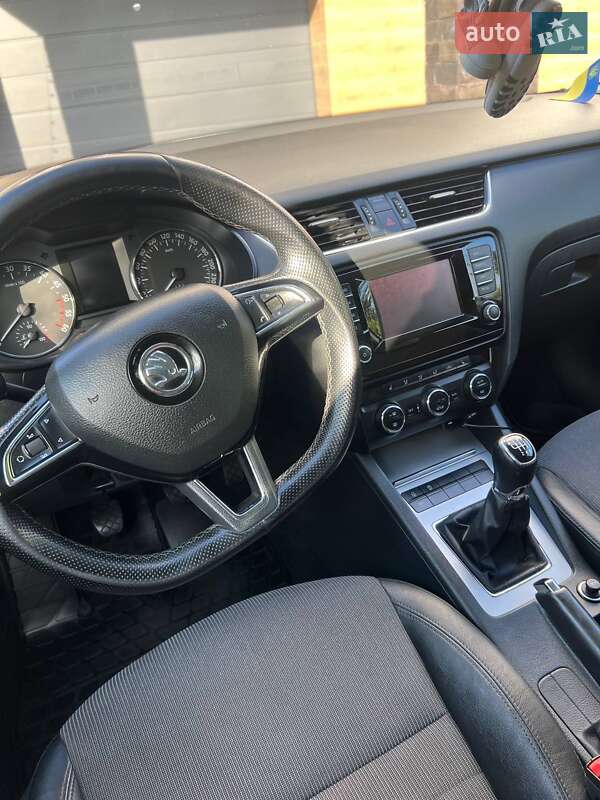 Універсал Skoda Octavia 2015 в Львові