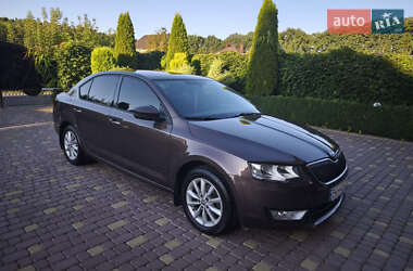 Лифтбек Skoda Octavia 2013 в Ровно