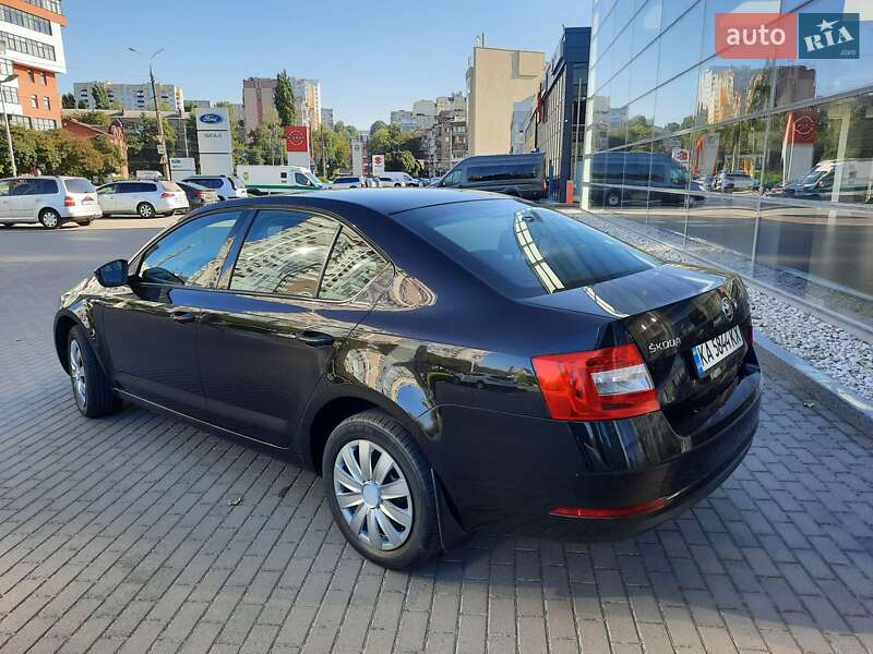 Лифтбек Skoda Octavia 2017 в Хмельницком