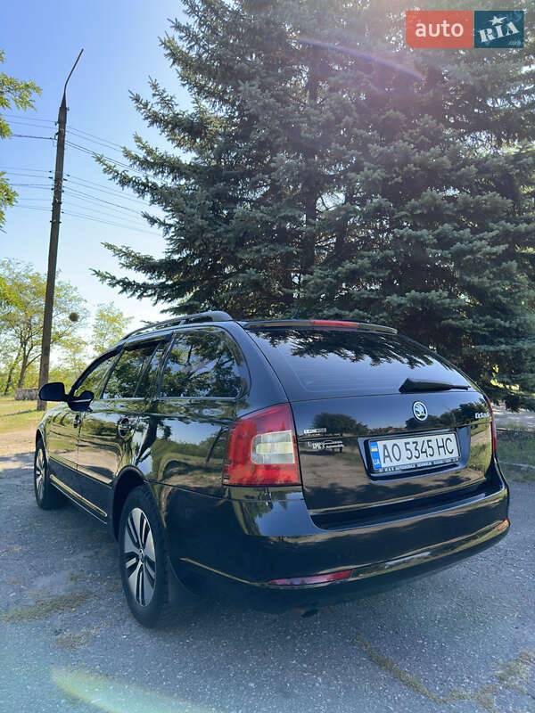 Універсал Skoda Octavia 2009 в Харкові