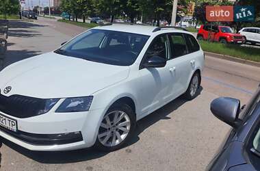 Универсал Skoda Octavia 2017 в 