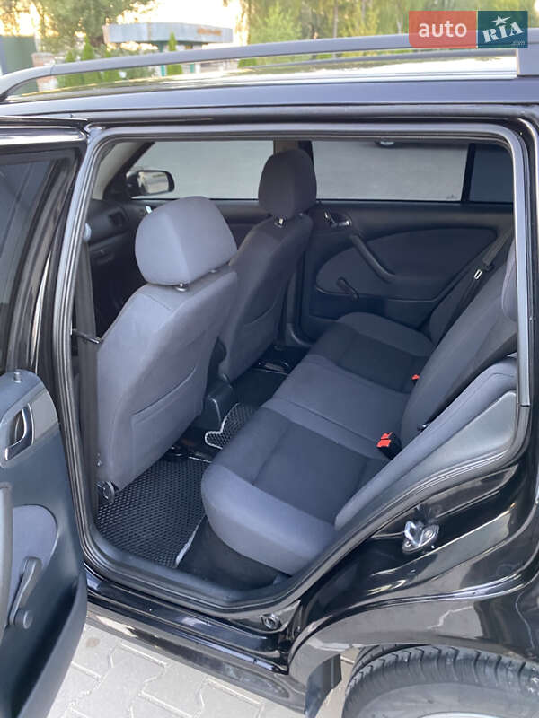 Универсал Skoda Octavia 2009 в Подволочиске