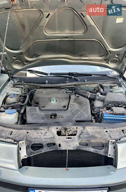 Лифтбек Skoda Octavia 2001 в 