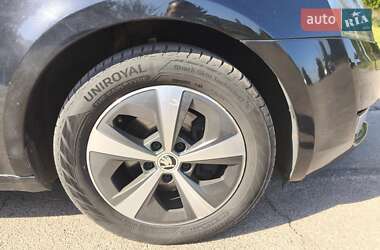 Универсал Skoda Octavia 2015 в 